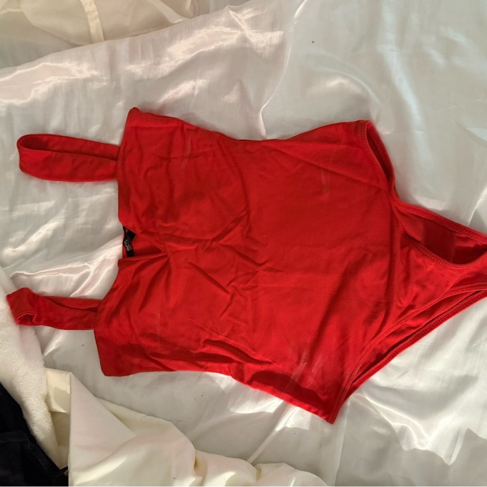 Red Sleeveless Women's Top